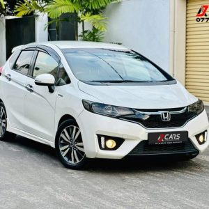 5 Seats 4 Doors Viyaparimoolai, Point Pedro 📍 Thirunelvely, Jaffna 📍